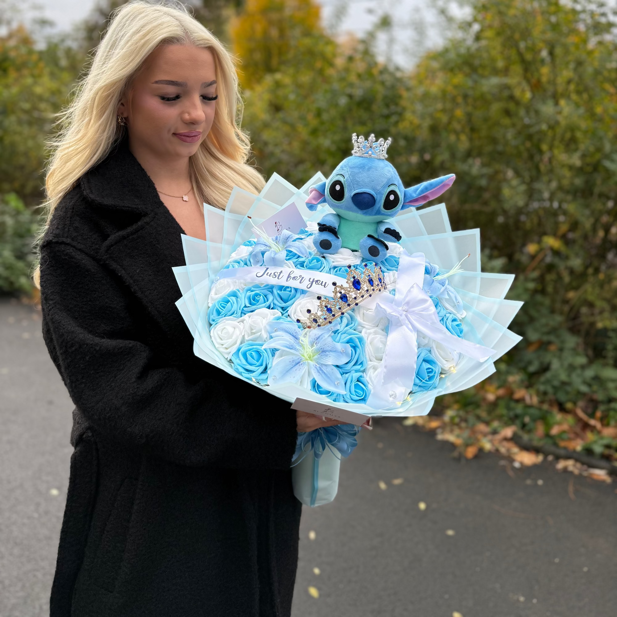 Blue Majesty Bouquet L