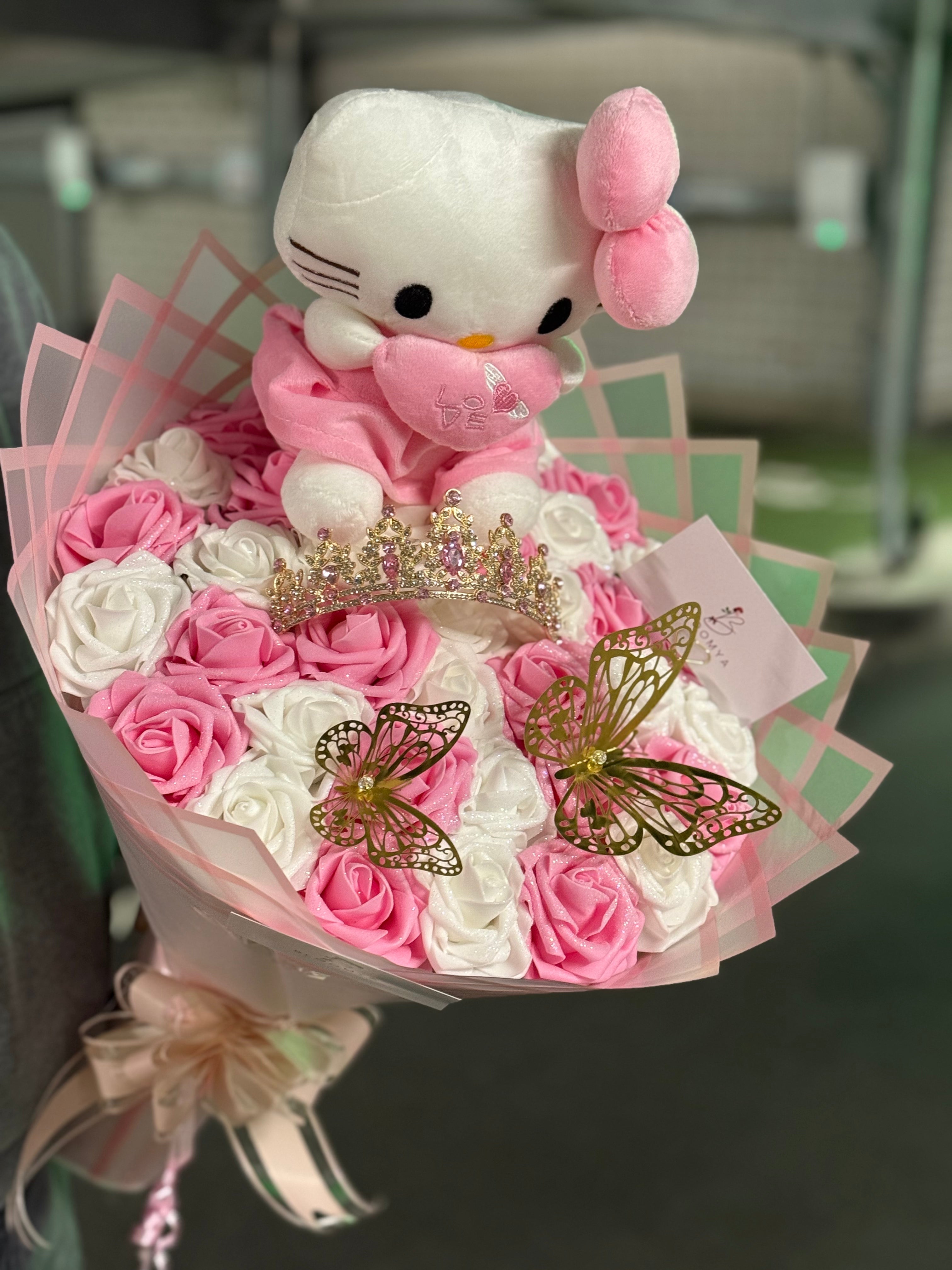 Kitty Mixed  Bouquet M