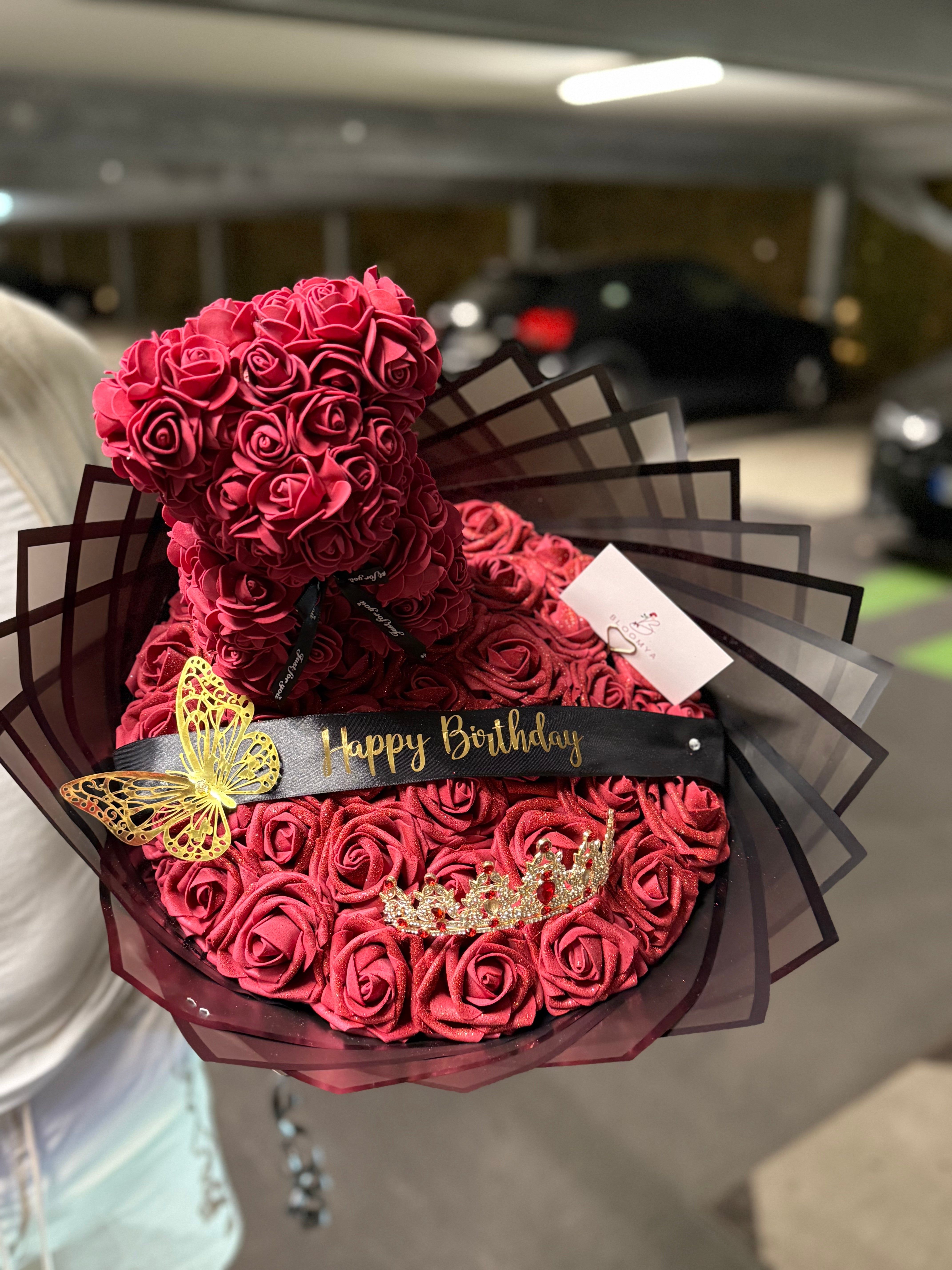 Whispers in Red Love Bouquet M